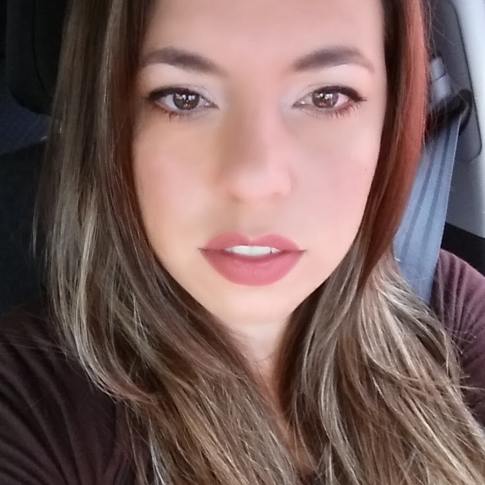 Meet your Posher, Angie